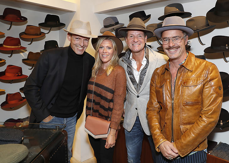 Michael Zechbauer, Nele Kiper, Gerry Trinkl, John Friedmann beim Mayer Event am 27.10.2021 in der Residenzstrasse (&copy;Foto: Mayser)